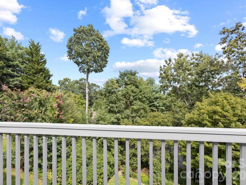414 Ledgemont Court, Flat Rock, NC 28731.  MLS# CAR4424303, YatesRealty ID 53081. 