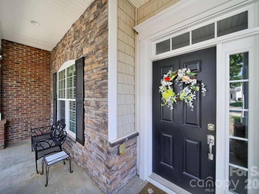 9287 Whistling Straits Drive, Indian Land, SC 29707.  MLS# CAR4427649, YatesRealty ID 53082. 