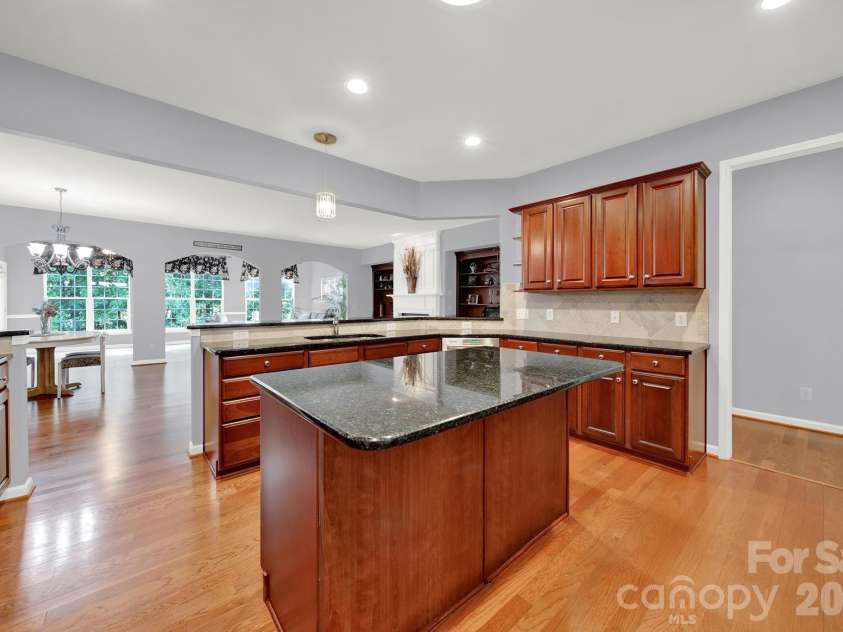 9287 Whistling Straits Drive, Indian Land, SC 29707.  MLS# CAR4427649, YatesRealty ID 53082. 