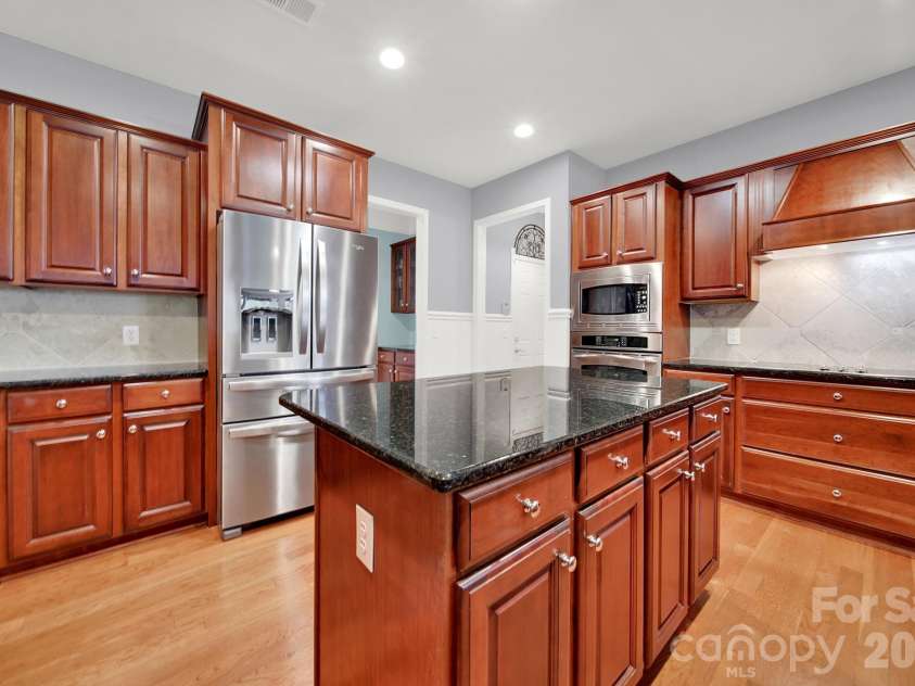 9287 Whistling Straits Drive, Indian Land, SC 29707.  MLS# CAR4427649, YatesRealty ID 53082. 