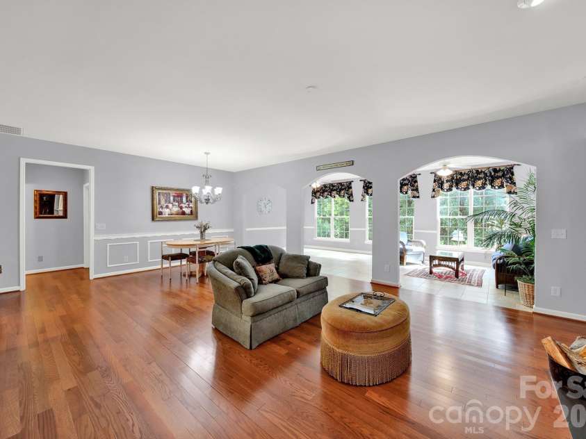9287 Whistling Straits Drive, Indian Land, SC 29707.  MLS# CAR4427649, YatesRealty ID 53082. 