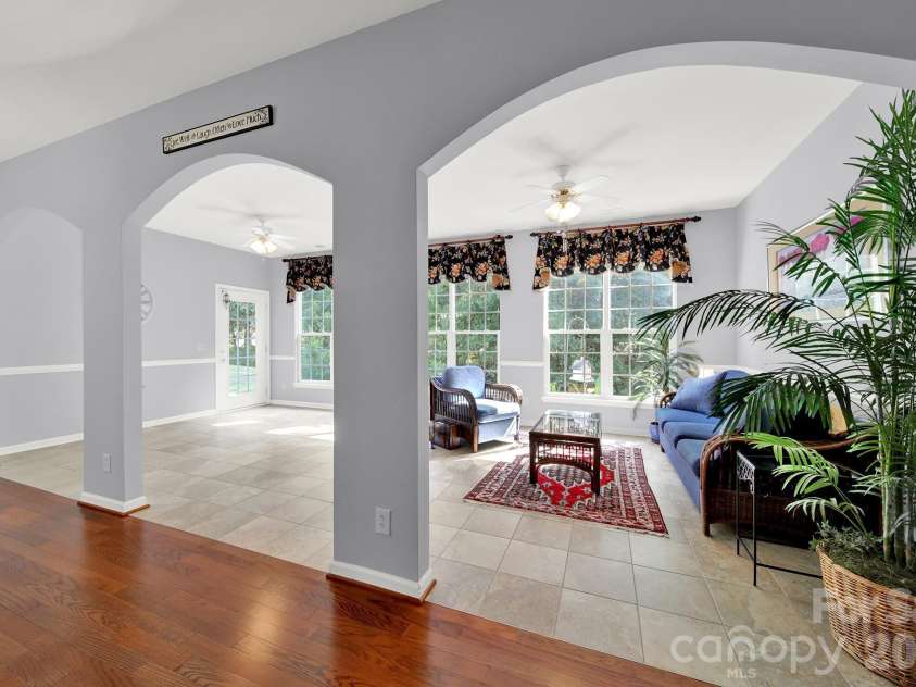 9287 Whistling Straits Drive, Indian Land, SC 29707.  MLS# CAR4427649, YatesRealty ID 53082. 