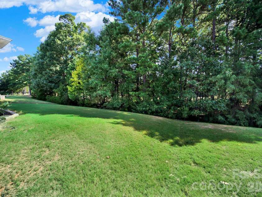 9287 Whistling Straits Drive, Indian Land, SC 29707.  MLS# CAR4427649, YatesRealty ID 53082. 