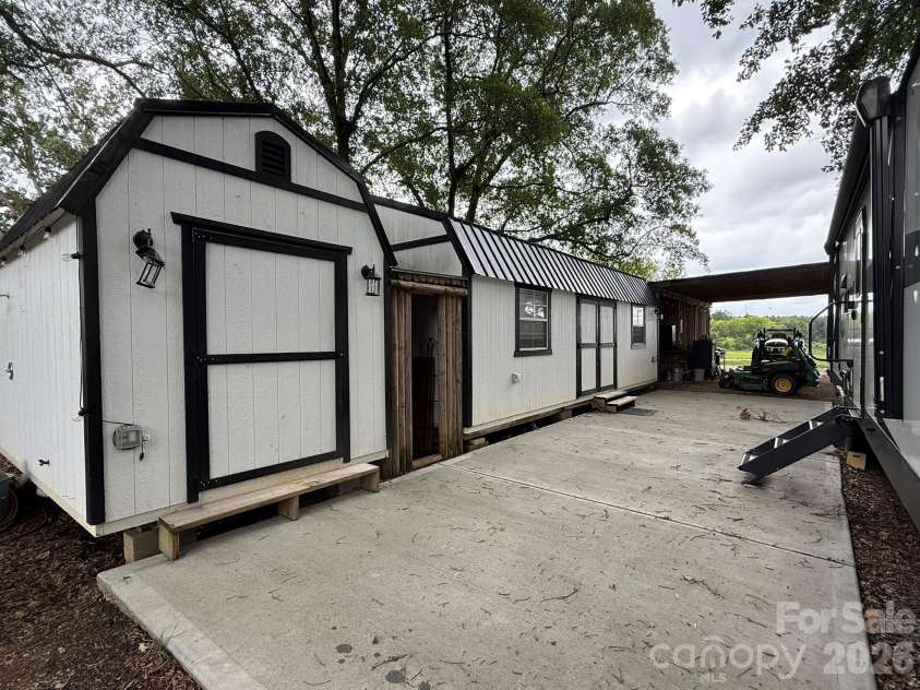 1726 Old Cheraw Highway, Rockingham, NC 28379.  MLS# CAR4403632, YatesRealty ID 53084. 
