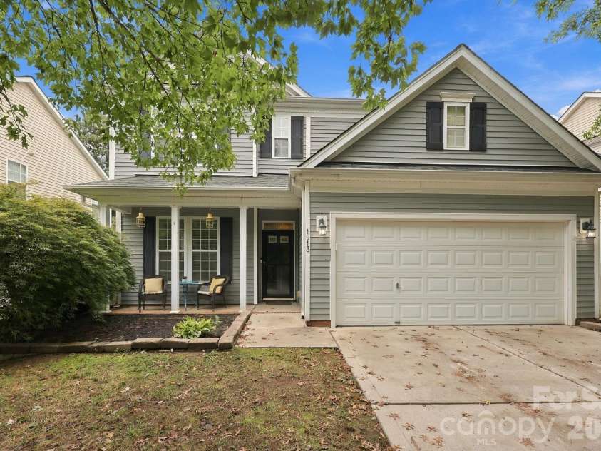 1913 Wilburn Park Lane, Charlotte, NC 28269.  MLS# CAR4427334, YatesRealty ID 53085. 