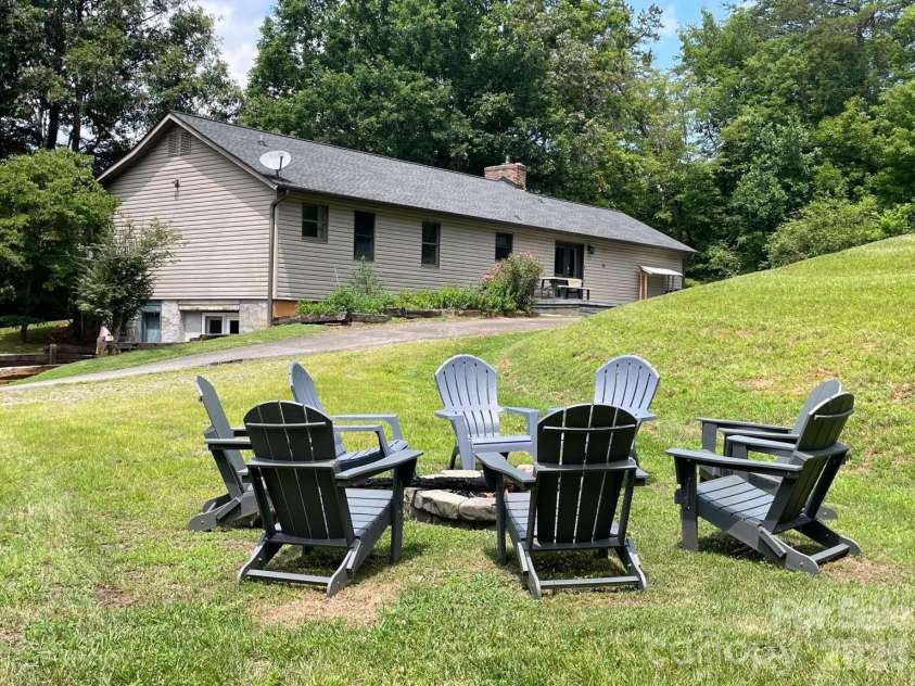 211 Sheppard Branch Road, Weaverville, NC 28787.  MLS# CAR4427790, YatesRealty ID 53086. 