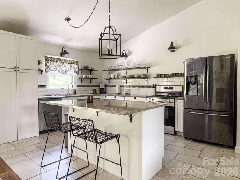 211 Sheppard Branch Road, Weaverville, NC 28787.  MLS# CAR4427790, YatesRealty ID 53086. 