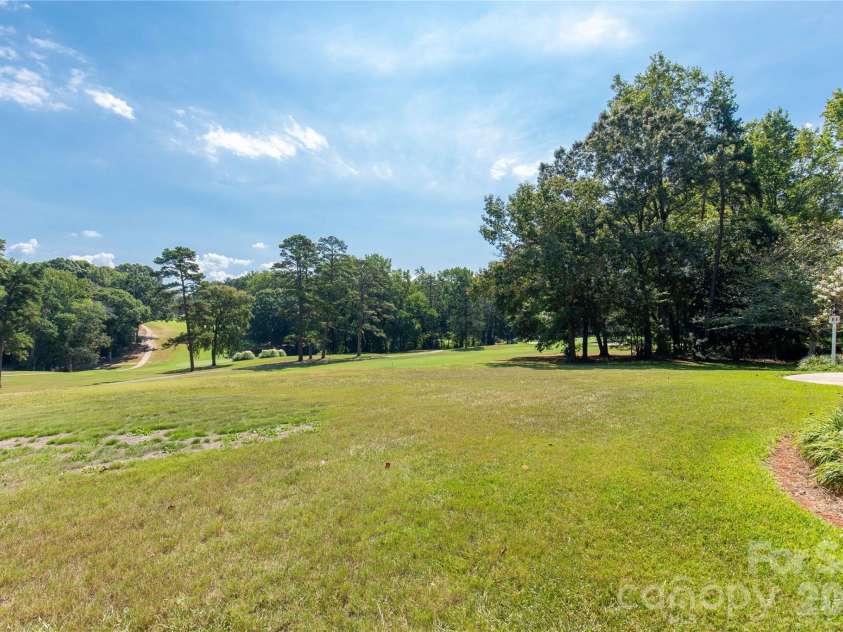 602 Fairway Drive, Fort Mill, SC 29715.  MLS# CAR4426256, YatesRealty ID 53087. 