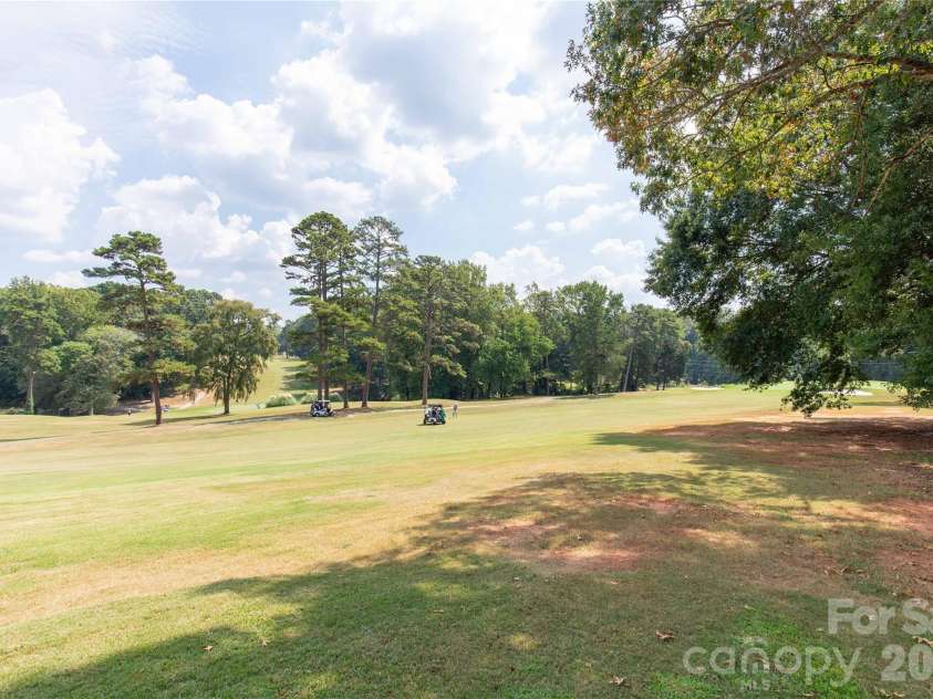 602 Fairway Drive, Fort Mill, SC 29715.  MLS# CAR4426256, YatesRealty ID 53087. 