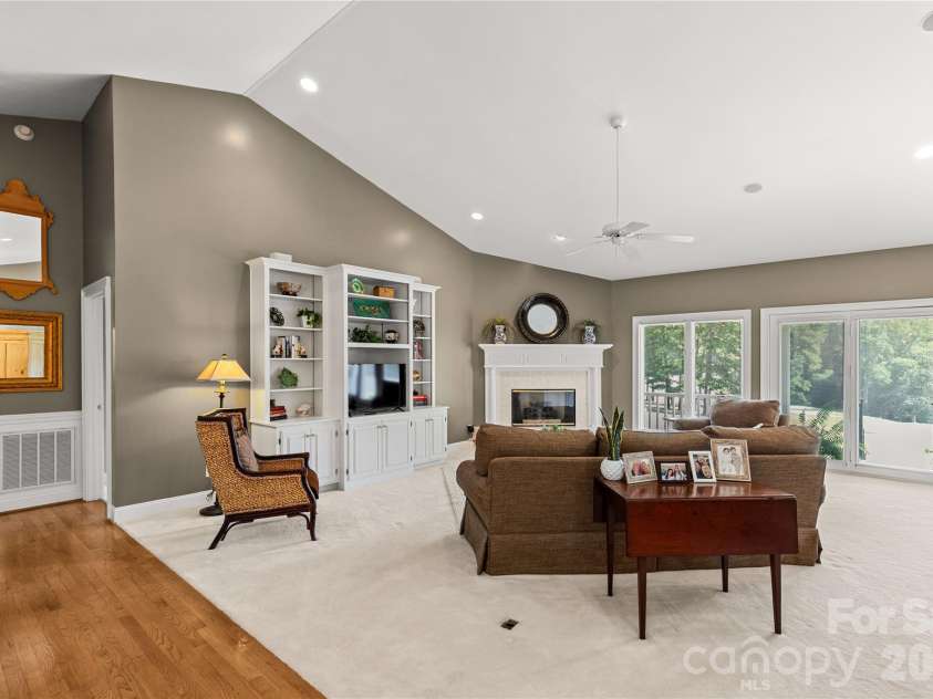 602 Fairway Drive, Fort Mill, SC 29715.  MLS# CAR4426256, YatesRealty ID 53087. 
