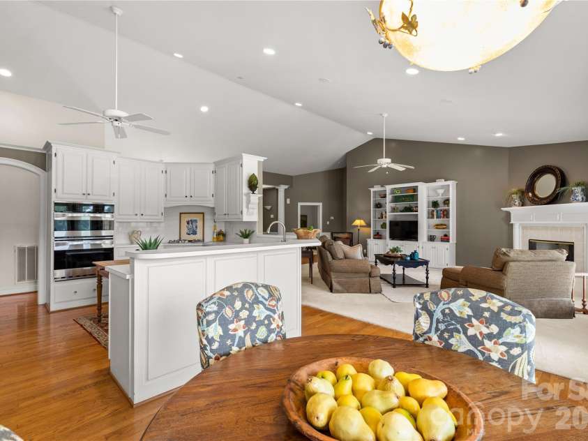 602 Fairway Drive, Fort Mill, SC 29715.  MLS# CAR4426256, YatesRealty ID 53087. 