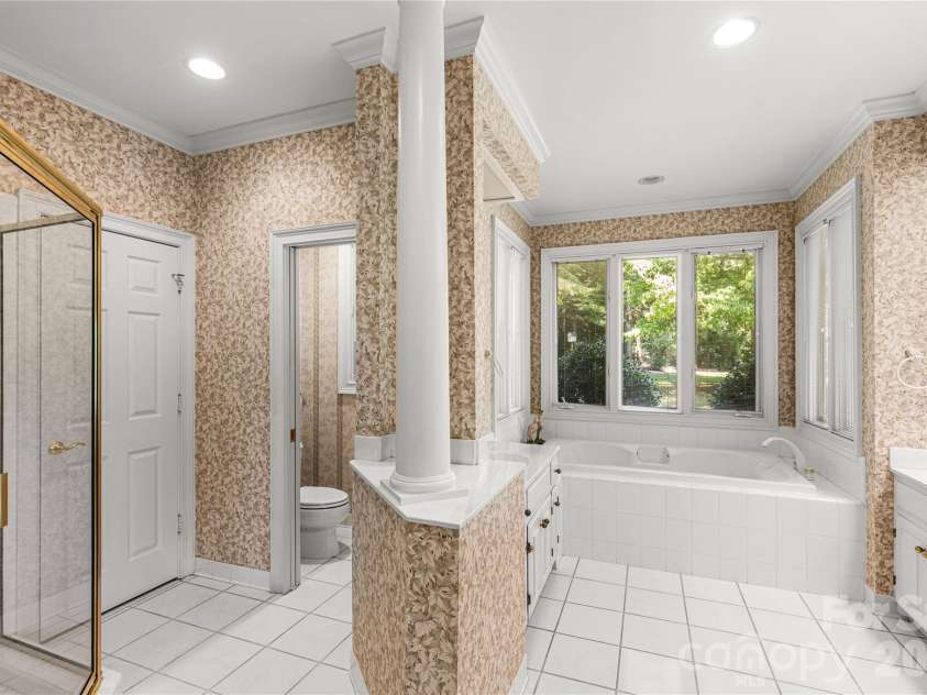 602 Fairway Drive, Fort Mill, SC 29715.  MLS# CAR4426256, YatesRealty ID 53087. 