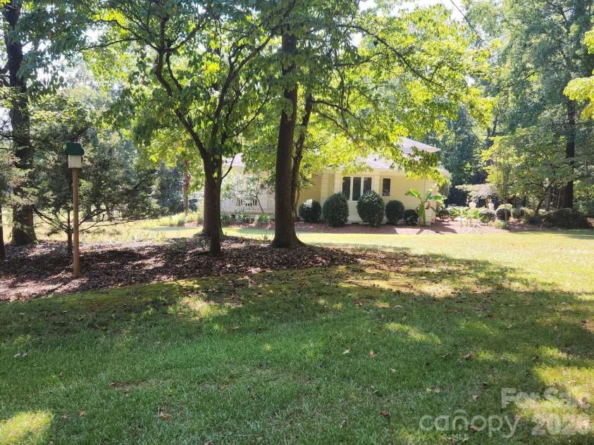 602 Fairway Drive, Fort Mill, SC 29715.  MLS# CAR4426256, YatesRealty ID 53087. 