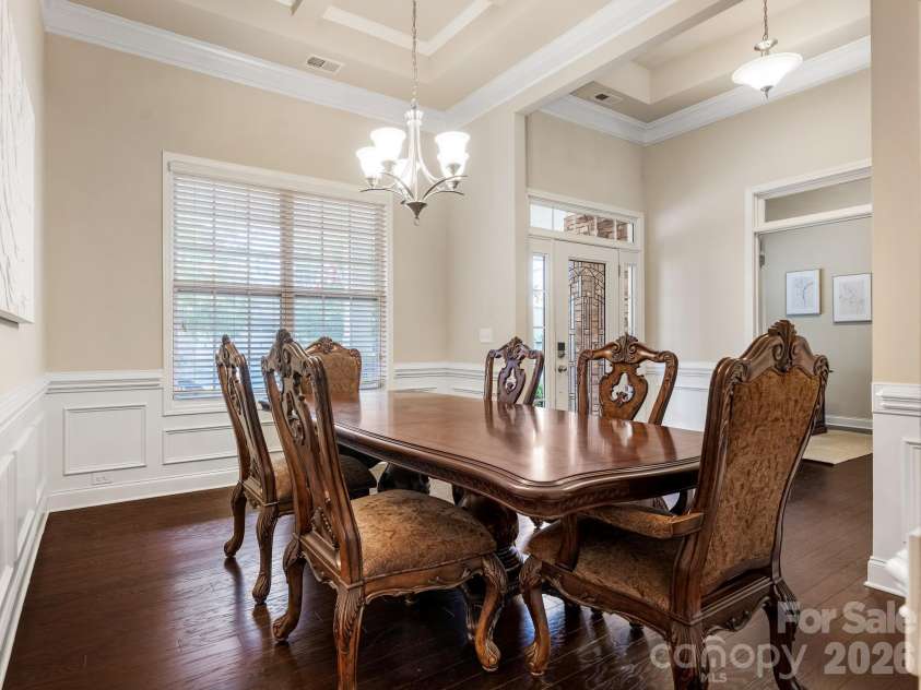 9305 River Walk Way, Charlotte, NC 28214.  MLS# CAR4426428, YatesRealty ID 53089. Dining Room