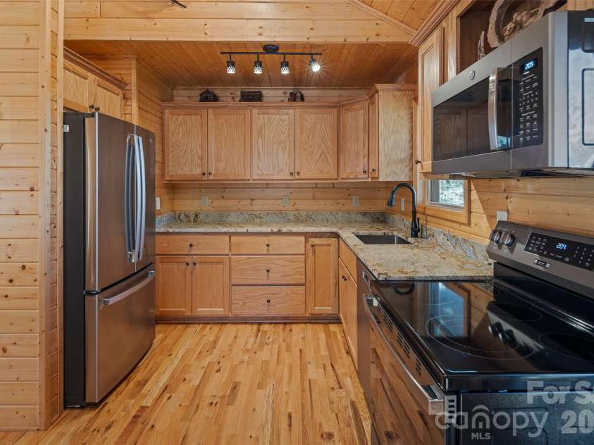 128 Deer Antler Drive, Purlear, NC 28665.  MLS# CAR4360254, YatesRealty ID 5309. 