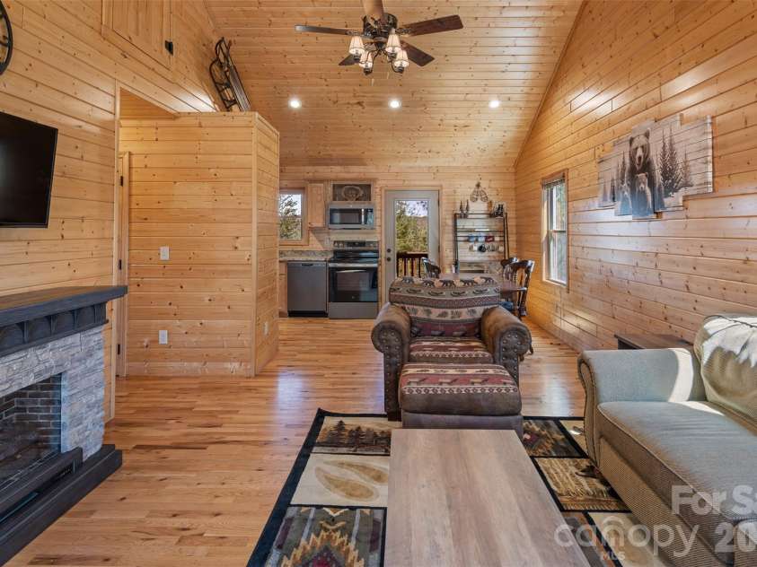 128 Deer Antler Drive, Purlear, NC 28665.  MLS# CAR4360254, YatesRealty ID 5309. 