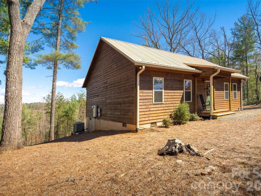 128 Deer Antler Drive, Purlear, NC 28665.  MLS# CAR4360254, YatesRealty ID 5309. 
