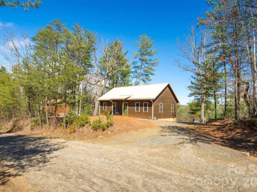 128 Deer Antler Drive, Purlear, NC 28665.  MLS# CAR4360254, YatesRealty ID 5309. 