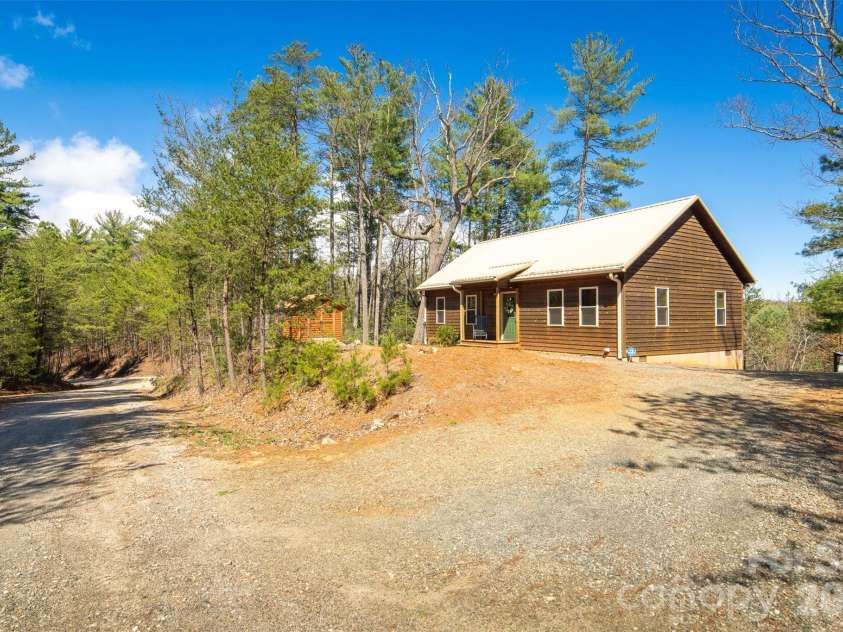 128 Deer Antler Drive, Purlear, NC 28665.  MLS# CAR4360254, YatesRealty ID 5309. 