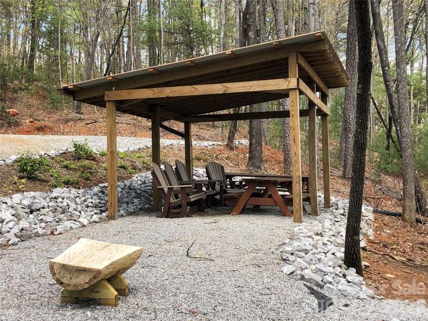 128 Deer Antler Drive, Purlear, NC 28665.  MLS# CAR4360254, YatesRealty ID 5309. Great Oak Park