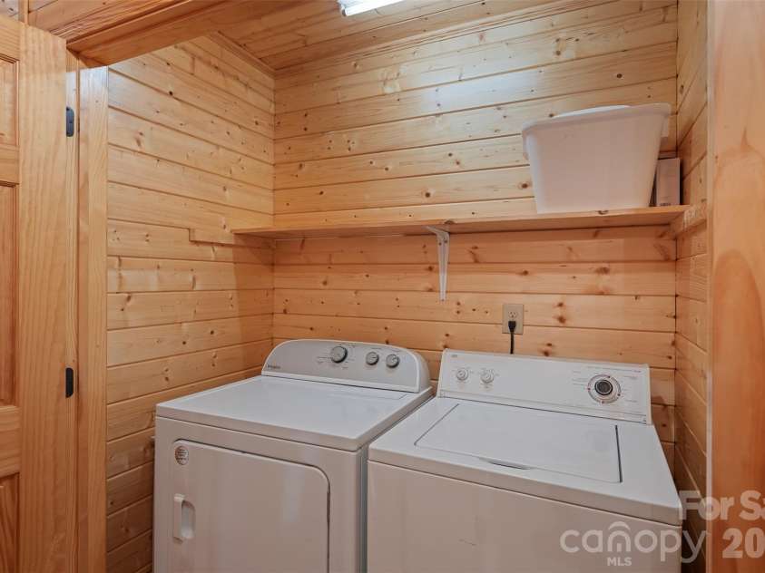 128 Deer Antler Drive, Purlear, NC 28665.  MLS# CAR4360254, YatesRealty ID 5309. Laundry
