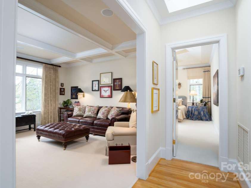 345 Porters Glen None, New London, NC 28127.  MLS# CAR4241295, YatesRealty ID 5309. Sitting Area