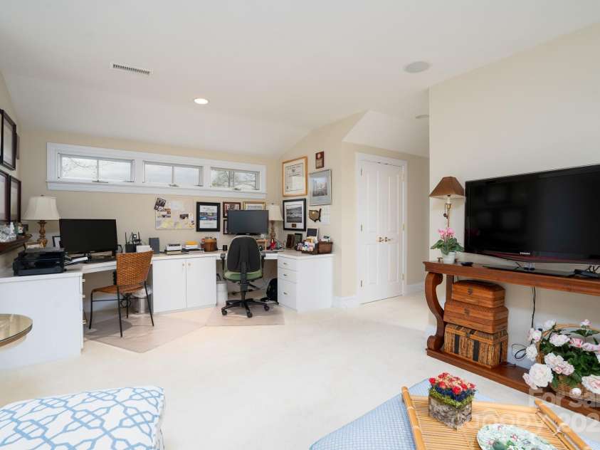 345 Porters Glen None, New London, NC 28127.  MLS# CAR4241295, YatesRealty ID 5309. Upper Level Bonus Room - Bedroom