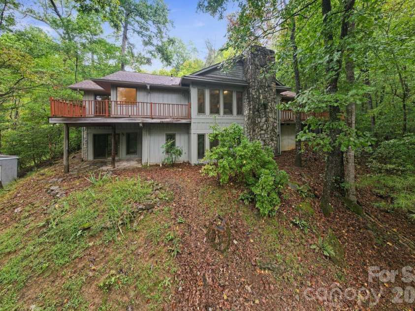 9 Laurel Forest Drive, Horse Shoe, NC 28742.  MLS# CAR4426914, YatesRealty ID 53092. 