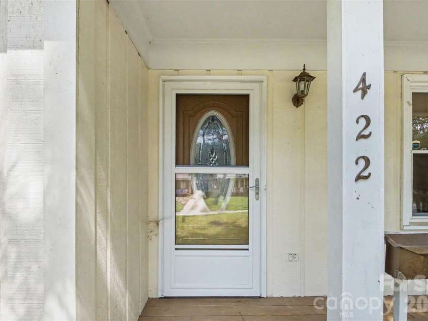 422 Grove Street, Salisbury, NC 28144.  MLS# CAR4422365, YatesRealty ID 53094. 