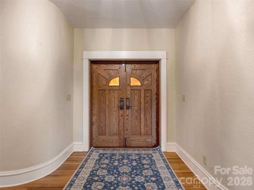 3 Blue Heron Drive, Fletcher, NC 28732.  MLS# CAR4423968, YatesRealty ID 53098. 