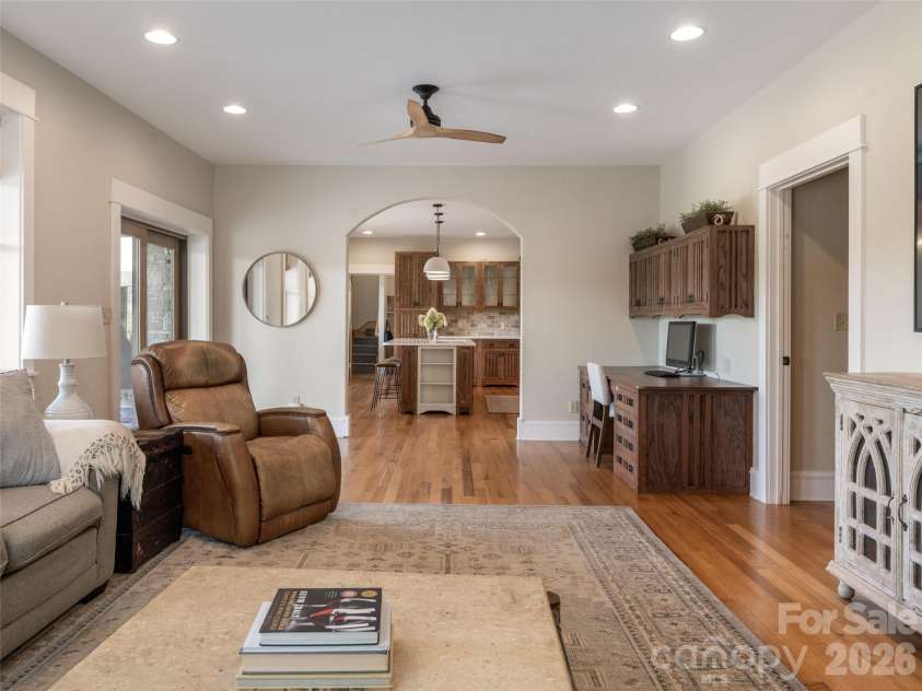 3 Blue Heron Drive, Fletcher, NC 28732.  MLS# CAR4423968, YatesRealty ID 53098. 