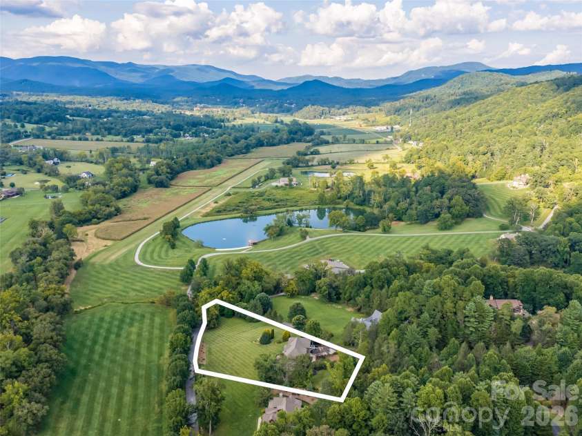 3 Blue Heron Drive, Fletcher, NC 28732.  MLS# CAR4423968, YatesRealty ID 53098. 