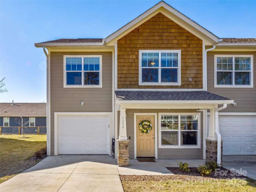 1214 Pauline Trail Drive, Arden, NC 28704.  MLS# CAR4213372, YatesRealty ID 531. 