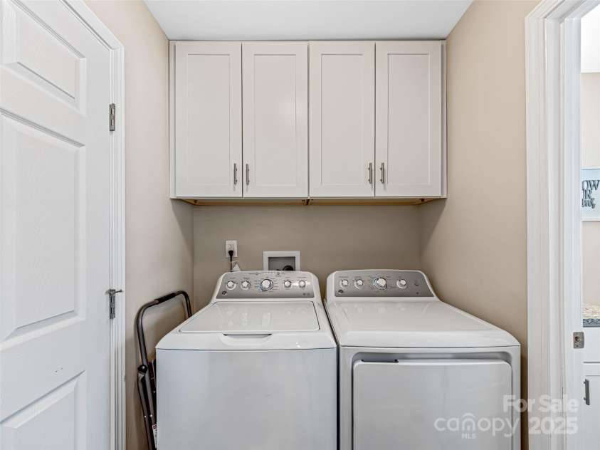 1214 Pauline Trail Drive, Arden, NC 28704.  MLS# CAR4213372, YatesRealty ID 531. 