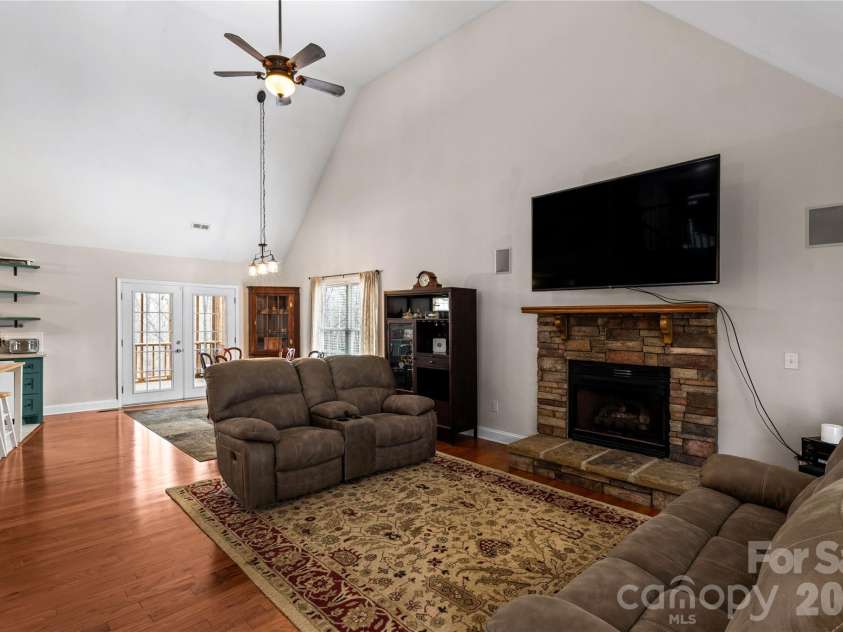 1890 Davis Circle, Clover, SC 29710.  MLS# CAR4359523, YatesRealty ID 5310. 