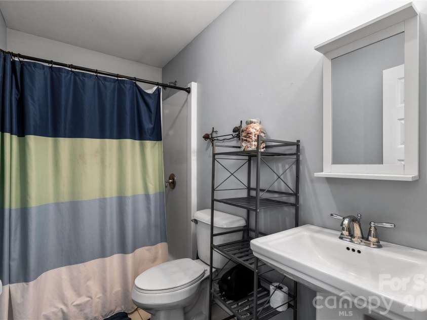 1890 Davis Circle, Clover, SC 29710.  MLS# CAR4359523, YatesRealty ID 5310. 