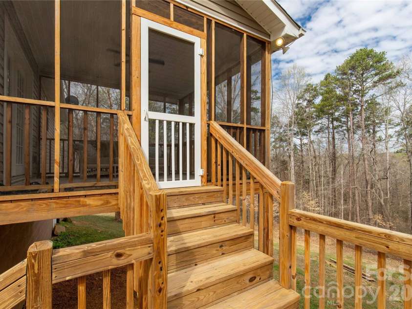 1890 Davis Circle, Clover, SC 29710.  MLS# CAR4359523, YatesRealty ID 5310. 