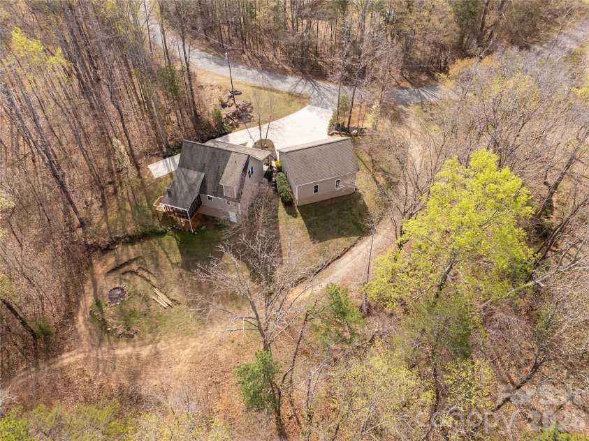 1890 Davis Circle, Clover, SC 29710.  MLS# CAR4359523, YatesRealty ID 5310. 