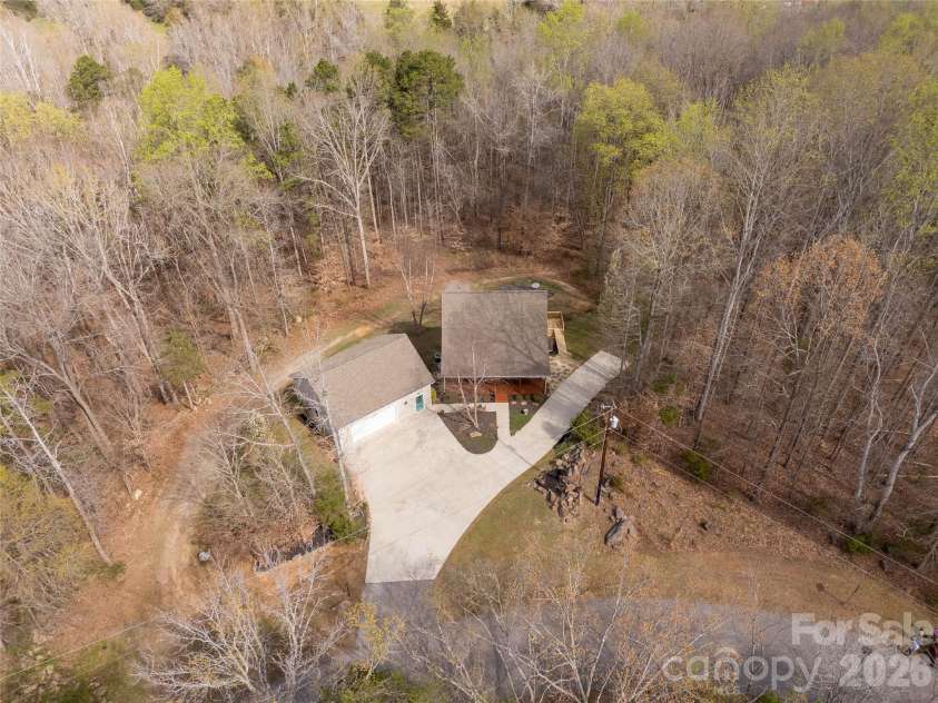 1890 Davis Circle, Clover, SC 29710.  MLS# CAR4359523, YatesRealty ID 5310. 