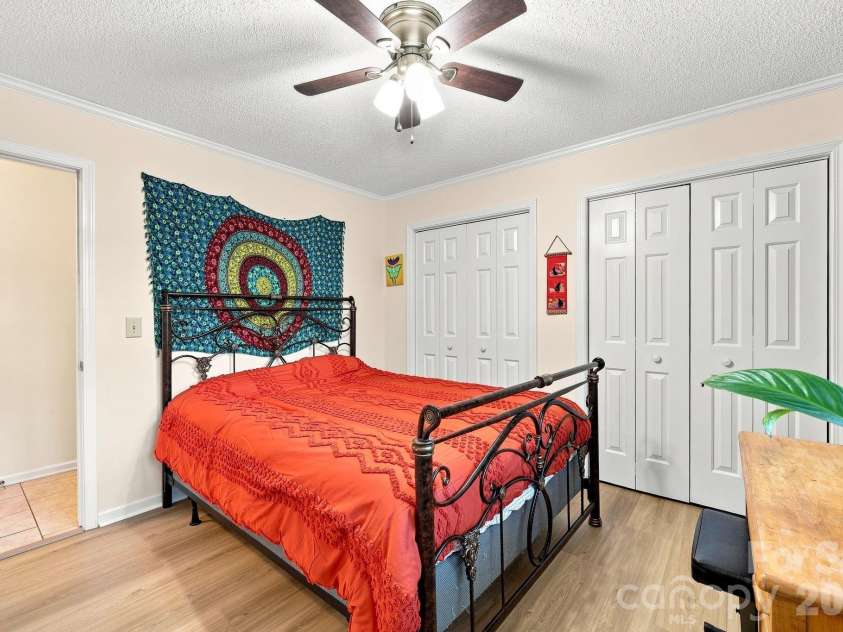 303 Deerfield Circle, Salisbury, NC 28147.  MLS# CAR4428608, YatesRealty ID 53100. 