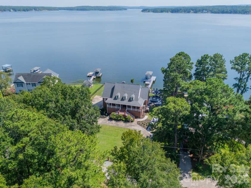 2370 Anns Loop, Liberty Hill, SC 29074.  MLS# CAR4420122, YatesRealty ID 53103. 