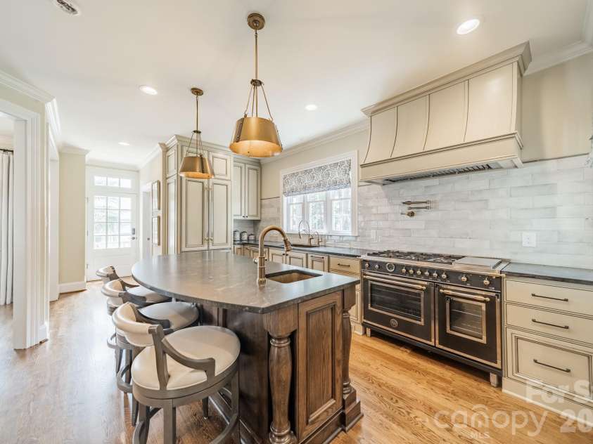 2370 Anns Loop, Liberty Hill, SC 29074.  MLS# CAR4420122, YatesRealty ID 53103. 