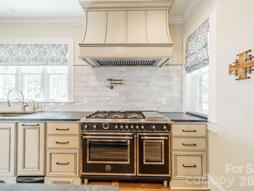 2370 Anns Loop, Liberty Hill, SC 29074.  MLS# CAR4420122, YatesRealty ID 53103. 