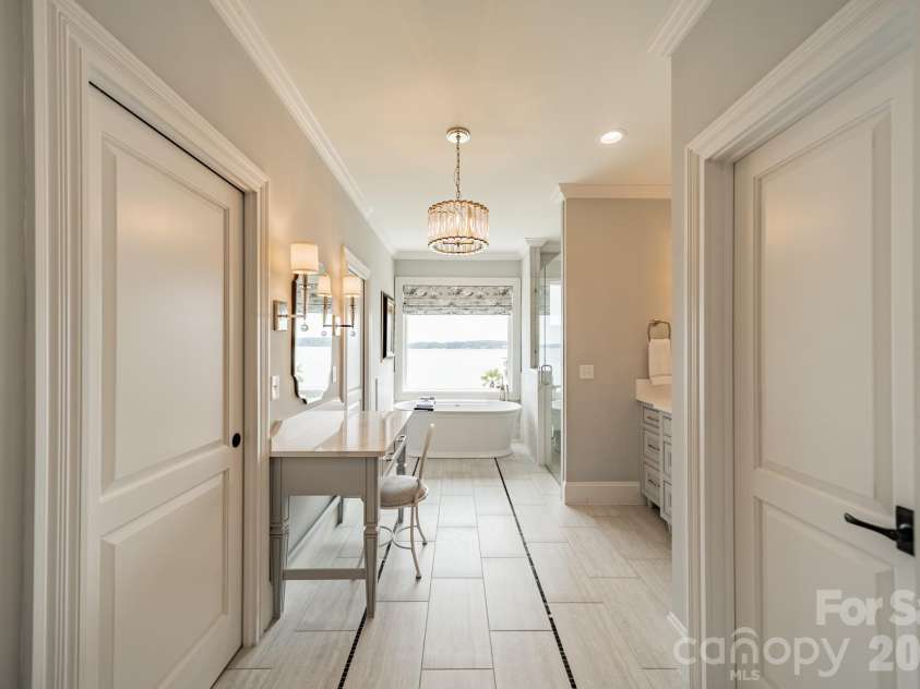 2370 Anns Loop, Liberty Hill, SC 29074.  MLS# CAR4420122, YatesRealty ID 53103. 