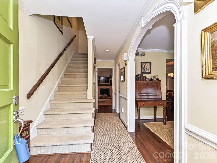 4313 Silo Lane, Charlotte, NC 28226.  MLS# CAR4428423, YatesRealty ID 53106. 