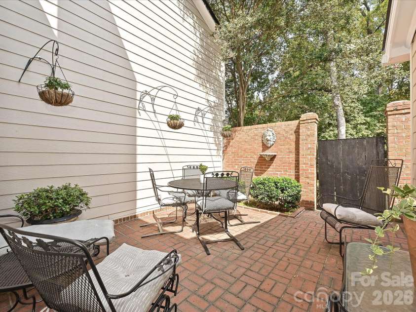 4313 Silo Lane, Charlotte, NC 28226.  MLS# CAR4428423, YatesRealty ID 53106. 