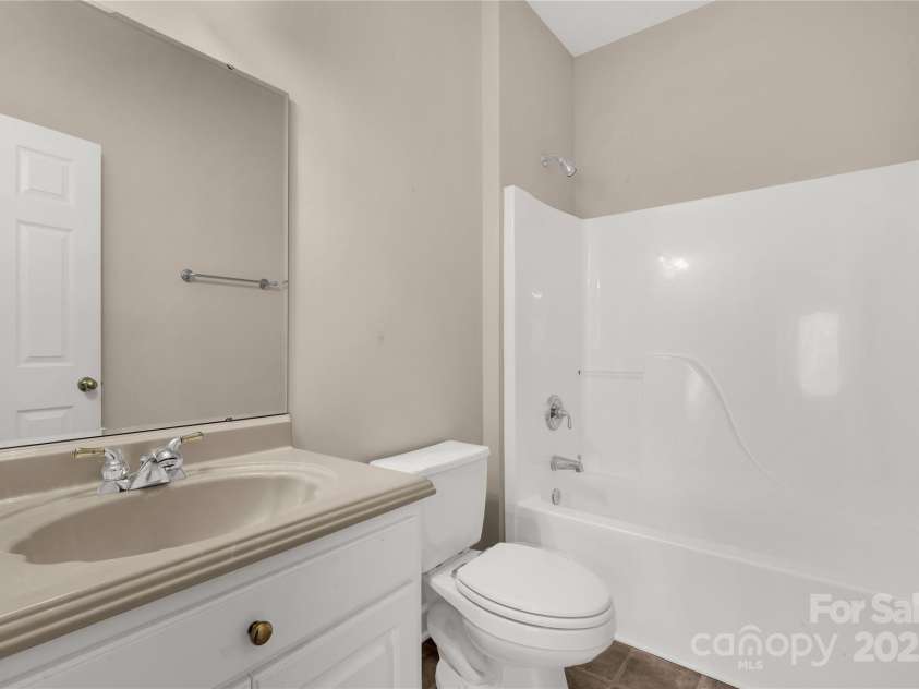 1200 Craig Avenue, Lancaster, SC 29720.  MLS# CAR4228364, YatesRealty ID 5311. 