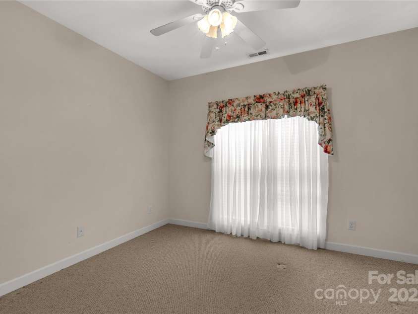 1200 Craig Avenue, Lancaster, SC 29720.  MLS# CAR4228364, YatesRealty ID 5311. 