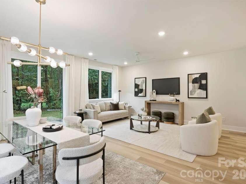 2705 Catalina Avenue, Charlotte, NC 28206.  MLS# CAR4427868, YatesRealty ID 53111. 