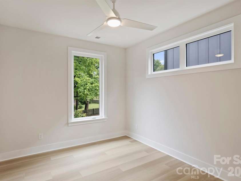 2705 Catalina Avenue, Charlotte, NC 28206.  MLS# CAR4427868, YatesRealty ID 53111. Secondary bedroom